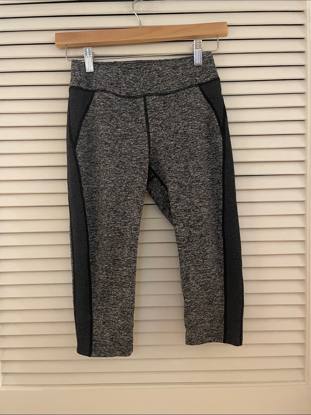 Oiselle Grey and Black Athletic Leggings